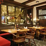 Saalbacher Hof Hotel 4*