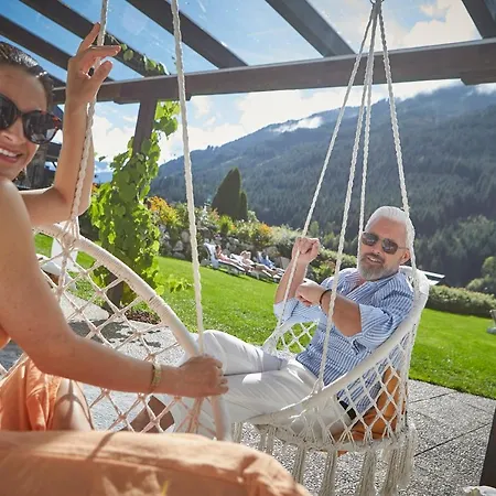 Saalbacher Hof 4*