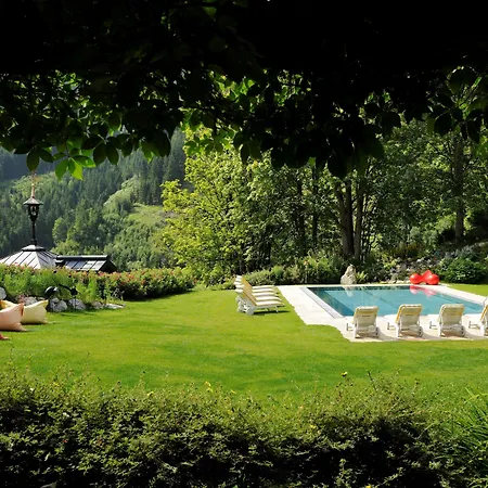 Saalbacher Hof 4* Σάαλμπαχ-Χίντεργκλεμ