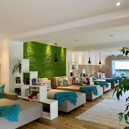 Ξενοδοχείο Saalbacher Hof 4*